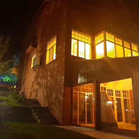 Willa Red House *